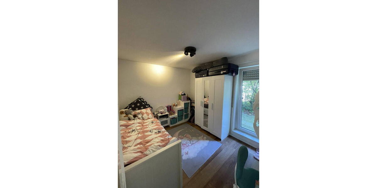 Etagenwohnung Bonn Rüngsdorf - 3 Zimmer, 74 m&sup2;, 1.100&euro; | Angebot:26542411