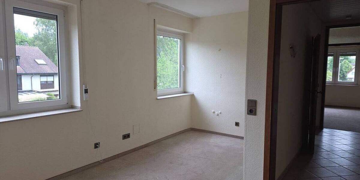 Etagenwohnung Bonn Lannesdorf - 3 Zimmer, 84 m&sup2;, 269.000&euro; | Angebot:26819780