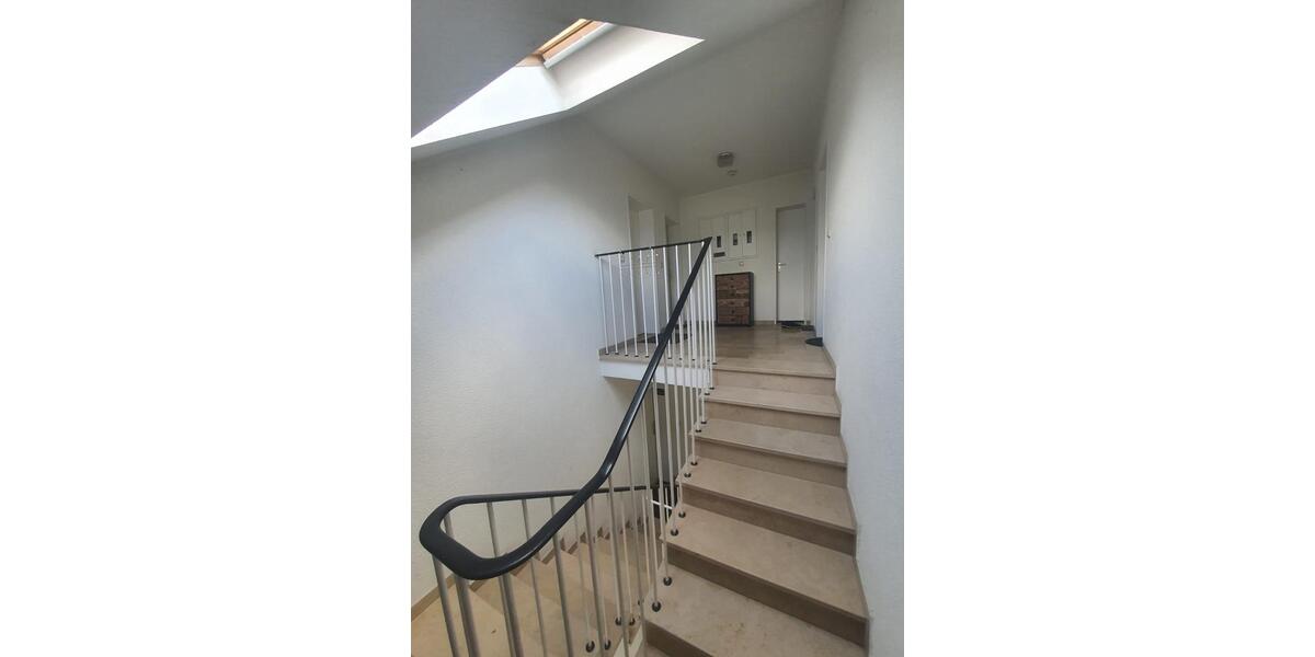 Dachgeschoßwohnung Frechen - 2 Zimmer, 39 m&sup2;, 160.000&euro; | Angebot:25872404