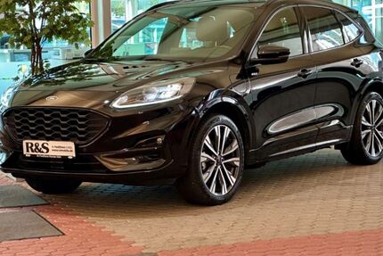 Ford Kuga 30.239 km 26.900 € Köln 50769