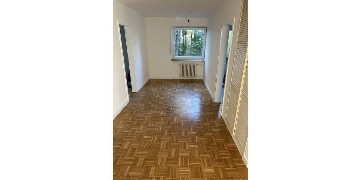 Etagenwohnung Bonn Tannenbusch - 3 Zimmer, 82 m&sup2;, 375&euro; | Angebot:26424380