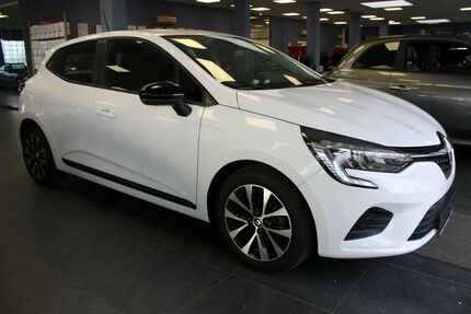 Renault Clio 17.461 km 12.980 &euro; Euskirchen 53881