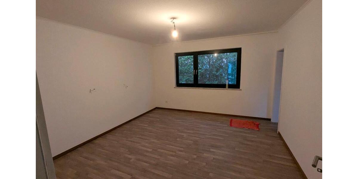 Einfamilienhaus Bonn Hardtberg - 6 Zimmer, 180 m&sup2;, 2.700&euro; | Angebot:24706460