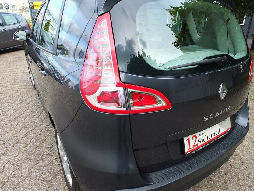 Renault Scenic TOM TOM EDITION 1.HAND KLIMA NAVI 71.039 km 7.408 € Köln 50858