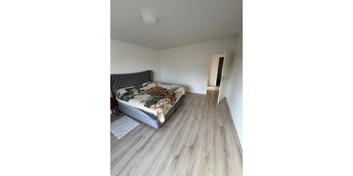 Etagenwohnung Bergisch Gladbach Alt-Frankenforst - 3 Zimmer, 75 m&sup2;, 1.050&euro; | Angebot:25127447