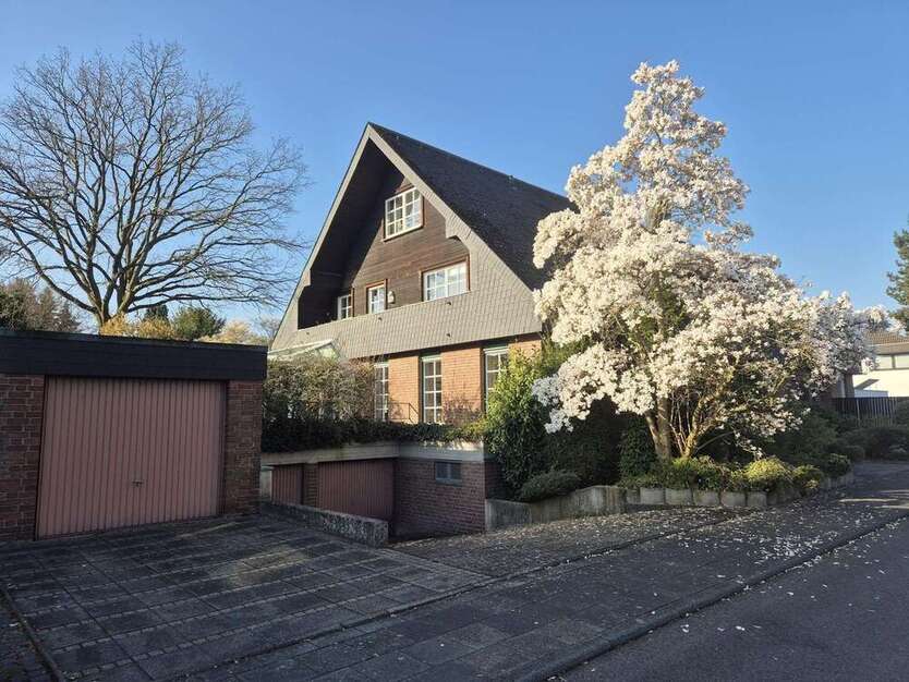 Haus zum Kaufen in Köln 1.850.000 € 320 m²