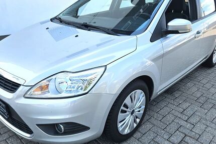 Ford Focus 261.000 km 1.875 € Erftstadt 50374