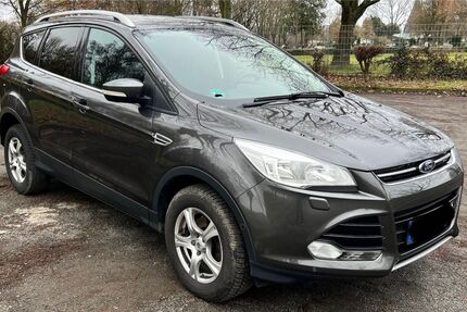 Ford Kuga 131.000 km 9.900 &euro; Niederkassel 53859