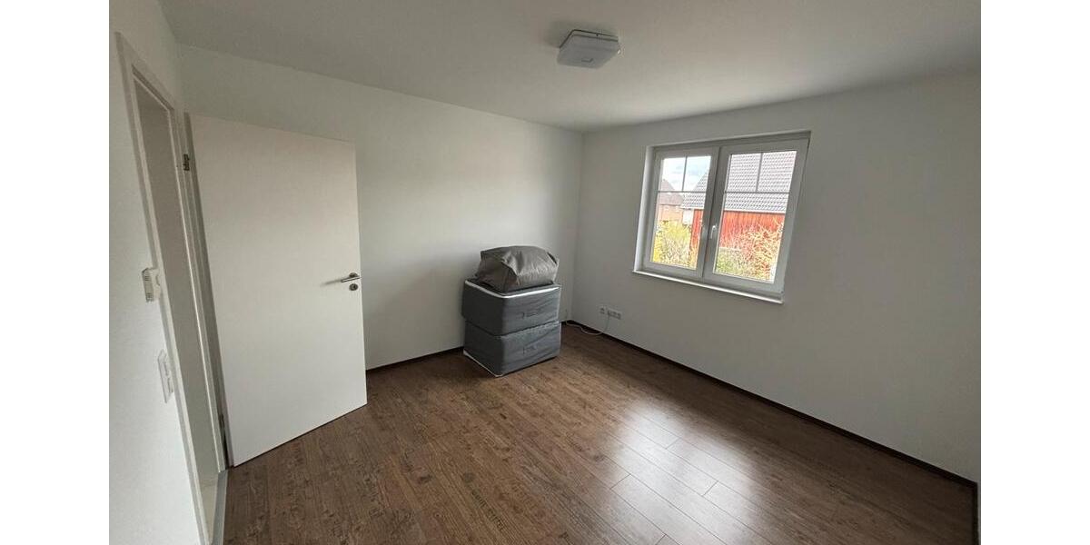 Etagenwohnung Remagen - 3 Zimmer, 105 m&sup2;, 1.600&euro; | Angebot:26120729