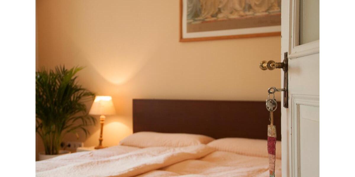 Etagenwohnung Bonn Gronau - 1 Zimmer, 17 m&sup2;, 795&euro; | Angebot:24002974