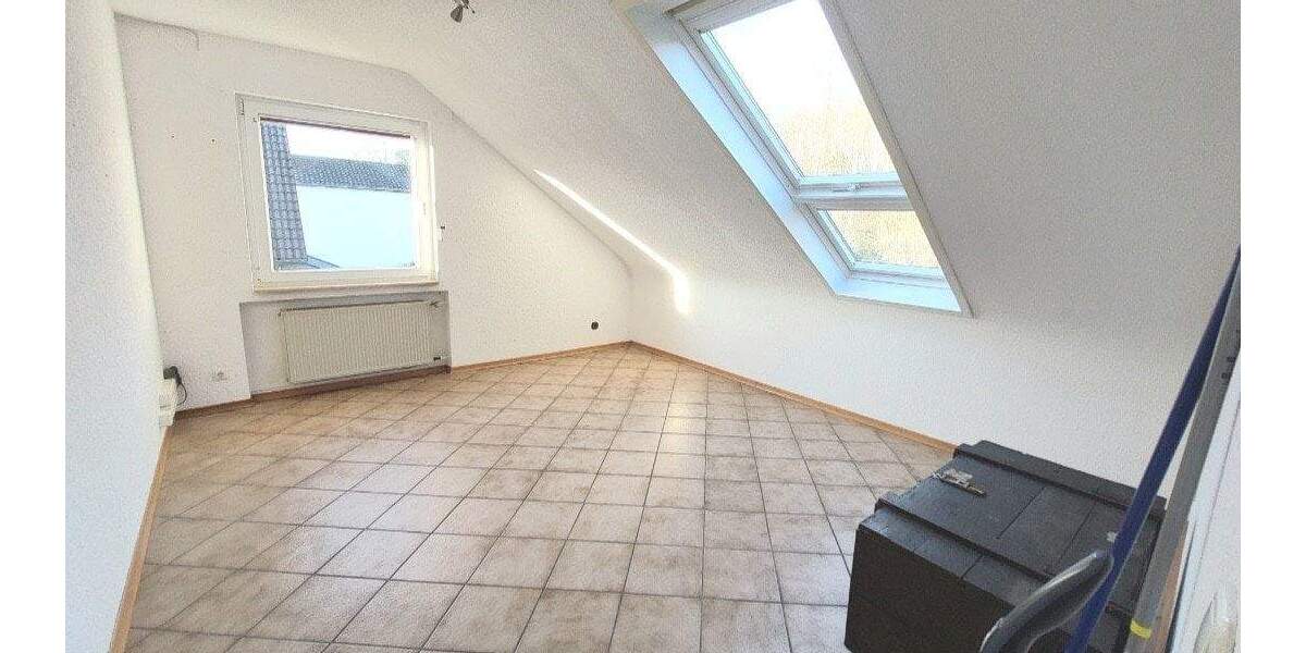 Etagenwohnung Lohmar - 3 Zimmer, 82 m&sup2;, 219.000&euro; | Angebot:24461948
