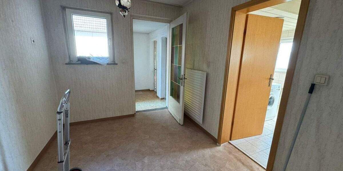 Mehrfamilienhaus, Wohnhaus Königswinter Eudenbach - 6 Zimmer, 145 m&sup2;, 375.000&euro; | Angebot:26893062