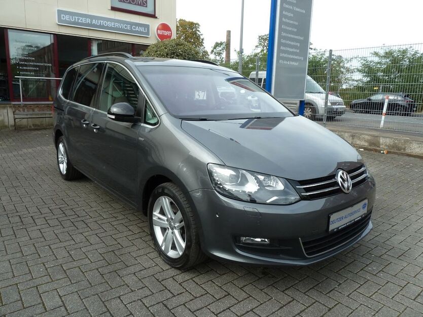 VW Sharan 197.086 km 9.490 € Köln 51063