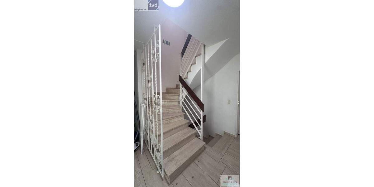 Reihenmittelhaus Königswinter Oberdollendorf - 6 Zimmer, 155 m&sup2;, 389.000&euro; | Angebot:24696788