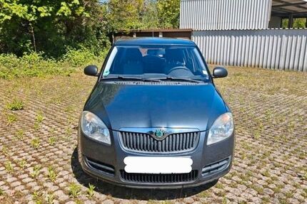 Skoda Fabia 146.800 km 2.499 &euro; Königswinter 53639