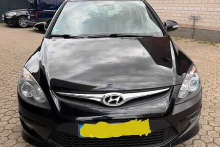 Hyundai i30 204.235 km 2.100 &euro; Euskirchen 53879