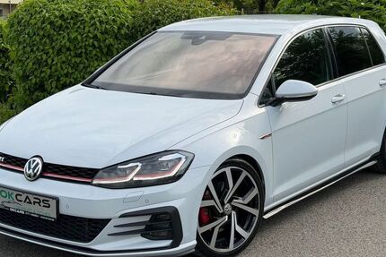 VW Golf 79.900 km 18.899 &euro; Siegburg 53721