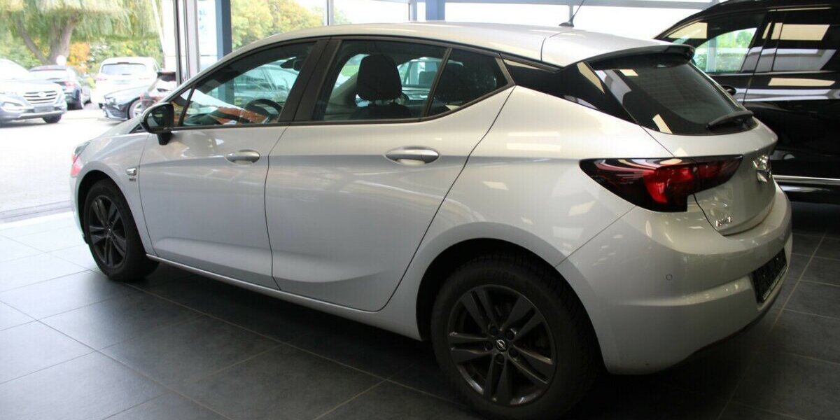 Opel Astra 1.4 Turbo 120 Jahre 72.750 km 12.980 &euro; Euskirchen 53881