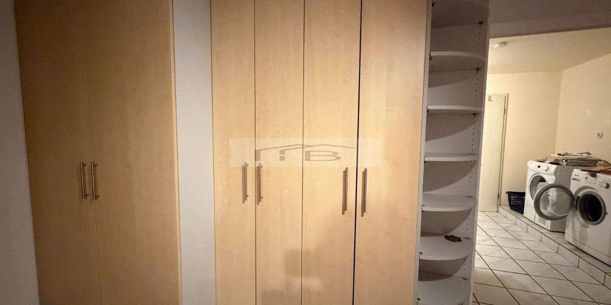 Etagenwohnung Hürth Gleuel - 3 Zimmer, 122 m&sup2;, 1.750&euro; | Angebot:24424174