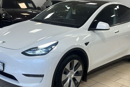 Tesla Model Y 86.474 km 30.000 &euro; Bonn 53227