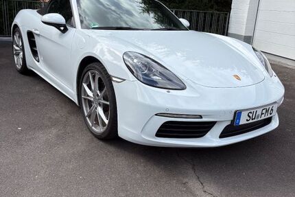 Porsche Boxster 27.000 km 61.500 € Königswinter 53639