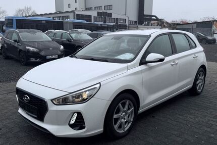 Hyundai i30 121.000 km 9.500 &euro; Rheinbach 53359