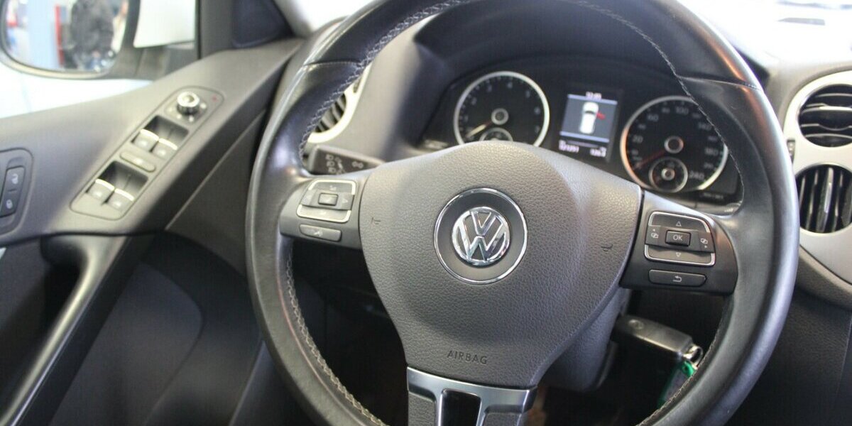 VW Tiguan 1.4 TSI BMT Life Panorama 121.251 km 10.780 &euro; Euskirchen 53881