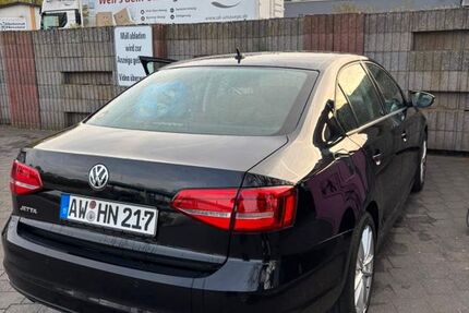 VW Jetta 149.000 km 8.500 &euro; Bad Neuenahr 53474