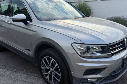 VW Tiguan 144.500 km 17.999 &euro; Bonn 53127