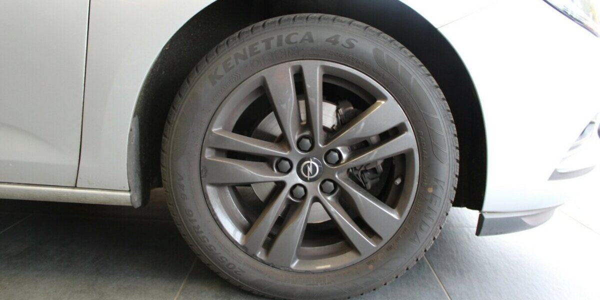 Opel Astra 1.4 Turbo 120 Jahre 72.750 km 12.980 &euro; Euskirchen 53881