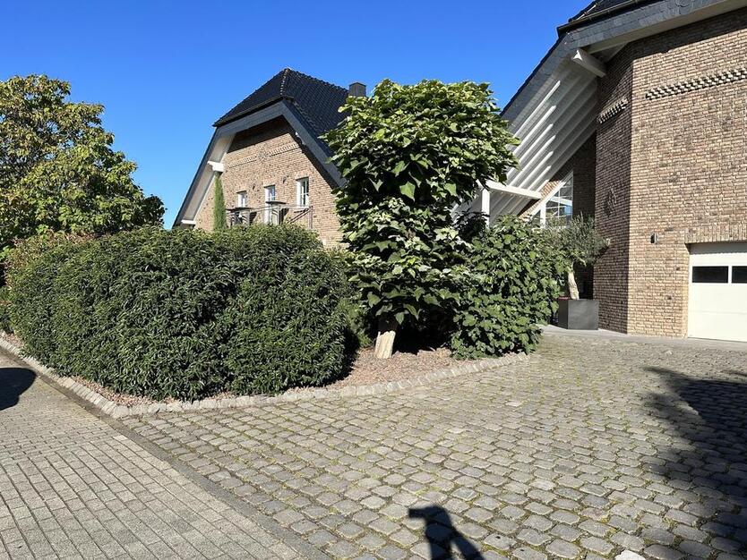 wunderschöne Büros 35-235qm, repräsentativ, parkähnliche Außenanlage