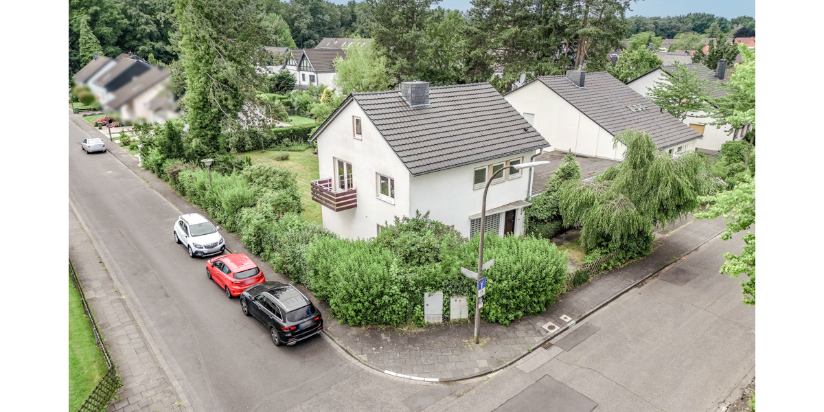 Einfamilienhaus mit Garten, Terrasse und Garage in Bonn-Niederholtorf - Einfamilienhaus Bonn / Niederholtorf Niederholtorf | Angebot:27119930