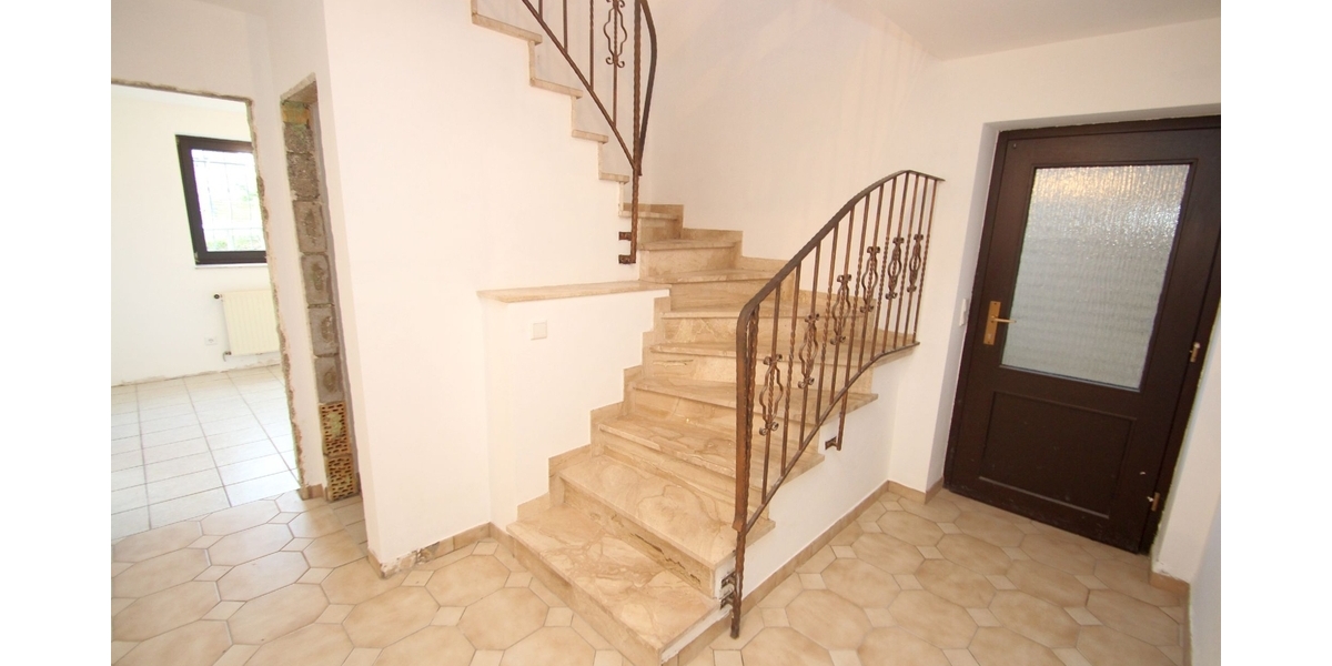 Mit 3D: Ihr neues Zuhause mit Platz, Kamin und Garten – Freistehendes Einfamilienhaus zum Ankommen und Gestalten - Einfamilienhaus Rheinbach | Angebot:25805834