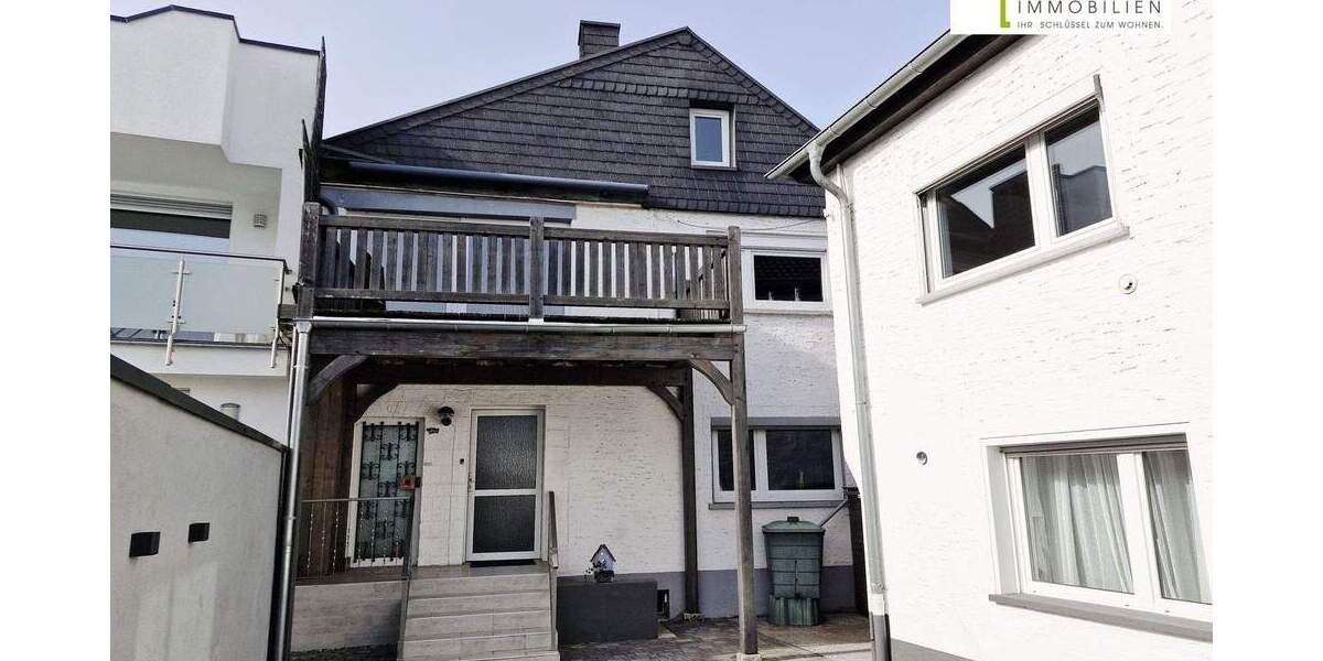 Einfamilienhaus Siegburg / Stallberg Stallberg - 9 Zimmer, 203 m&sup2;, 499.000&euro; | Angebot:25915818