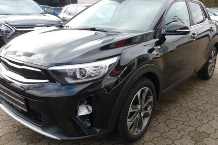 Kia Stonic 89.000 km 12.890 &euro; Overath 51491