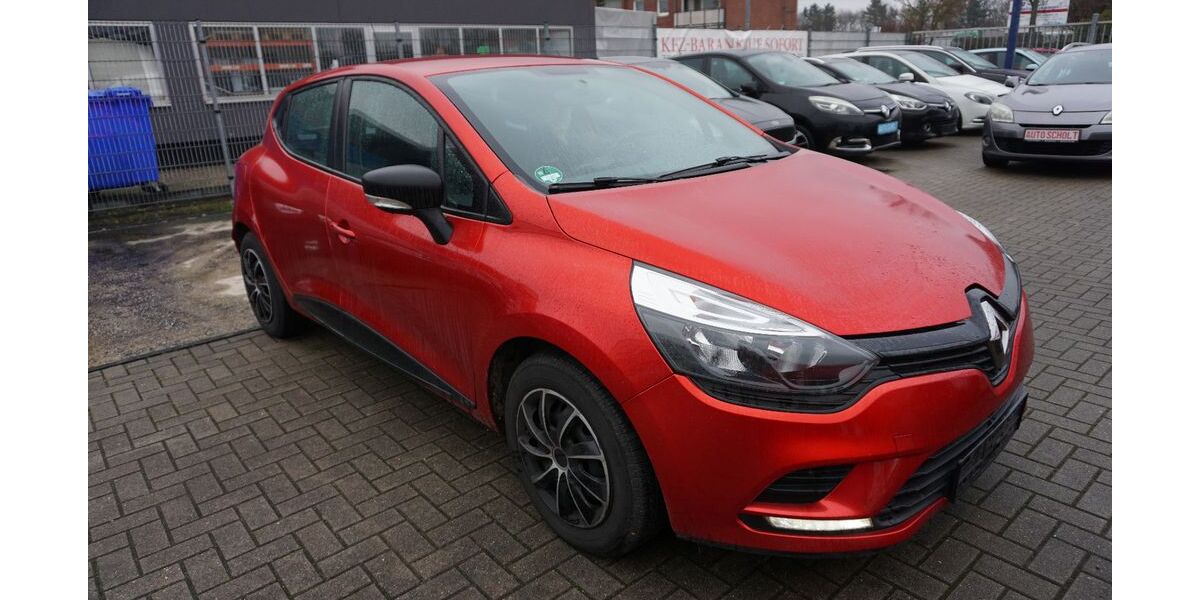 Renault Clio 136.200 km 5.500 &euro; Wesseling 50389