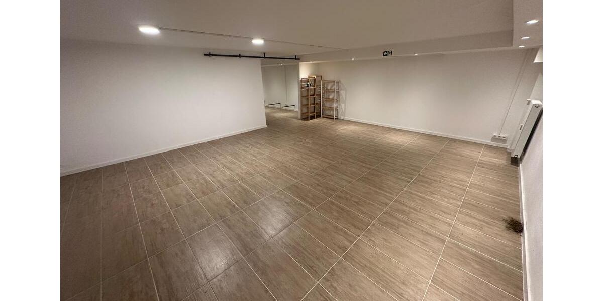 Gewerbeobjekt Rösrath - 1.395&euro; | Angebot:24482147