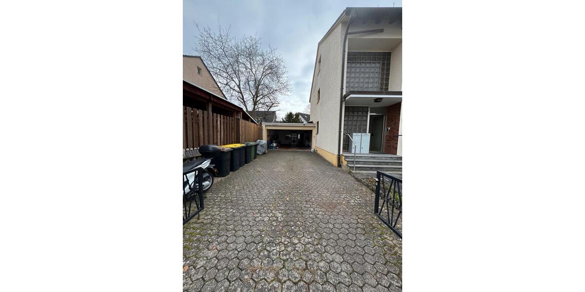 Erdgeschoßwohnung Sankt Augustin - 5 Zimmer, 140 m&sup2;, 1.400&euro; | Angebot:25882185