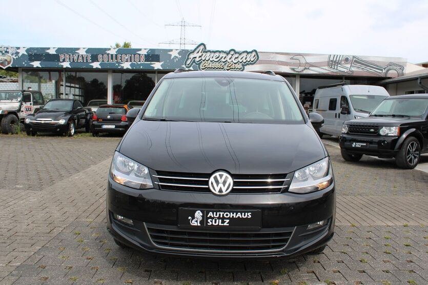 VW Sharan 44.220 km 31.999 € Lohmar 53797