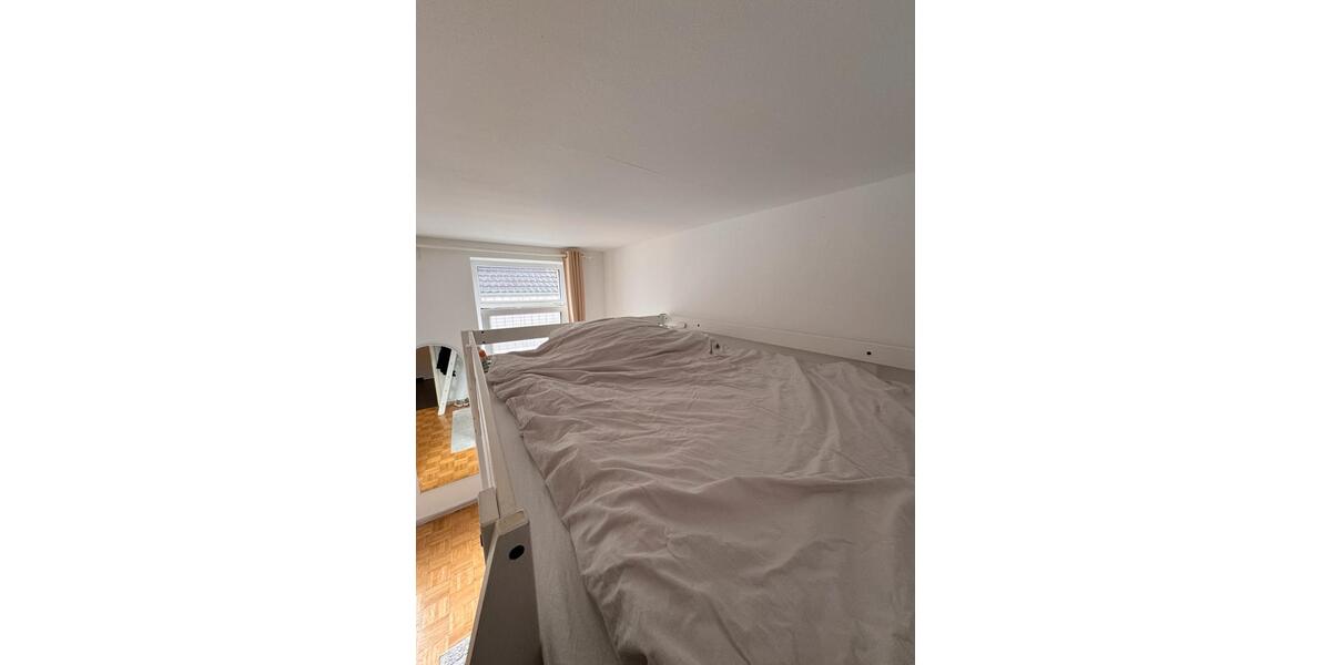 Etagenwohnung Köln Mülheim - 1 Zimmer, 22 m&sup2;, 750&euro; | Angebot:25844087