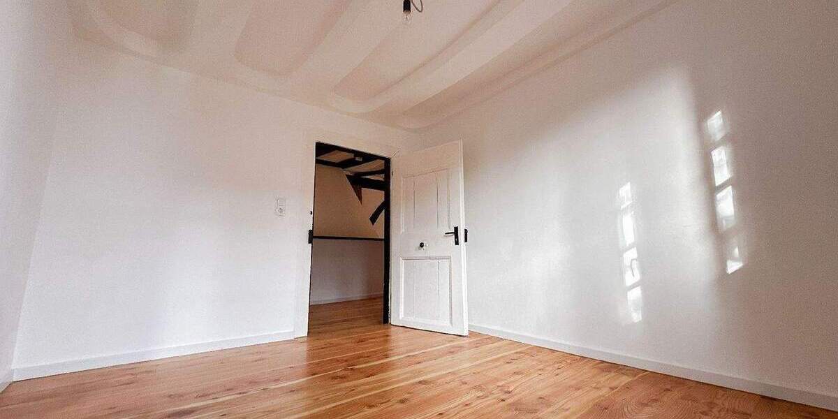 Einfamilienhaus Euskirchen Flamersheim - 7 Zimmer, 190 m&sup2;, 2.660&euro; | Angebot:24139049