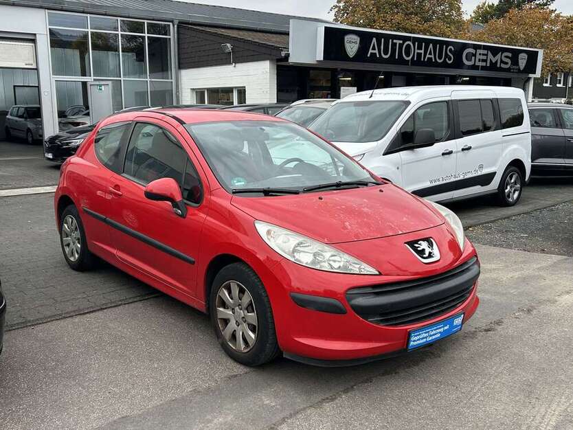 Peugeot 207 139.978 km 2.890 € Königswinter 53639