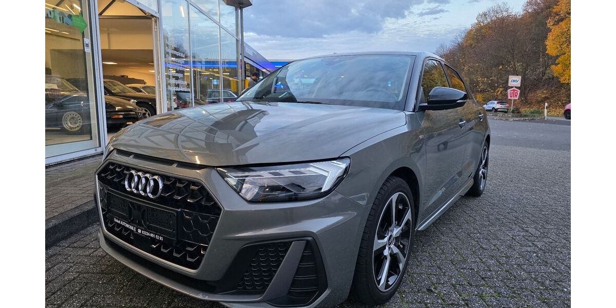 Audi A1 40.924 km 18.300 &euro; Unkel 53572