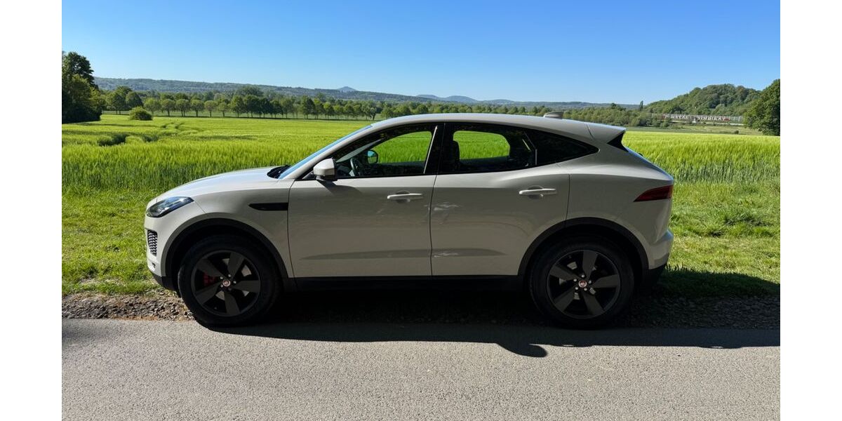 Jaguar E-Pace 98.500 km 15.300 &euro; Siegburg 53721