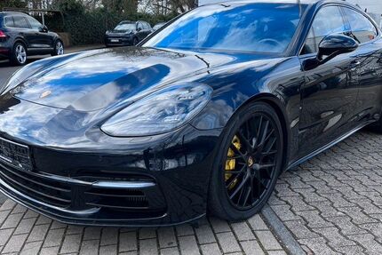 Porsche Panamera 129.300 km 55.950 &euro; Köln 50767