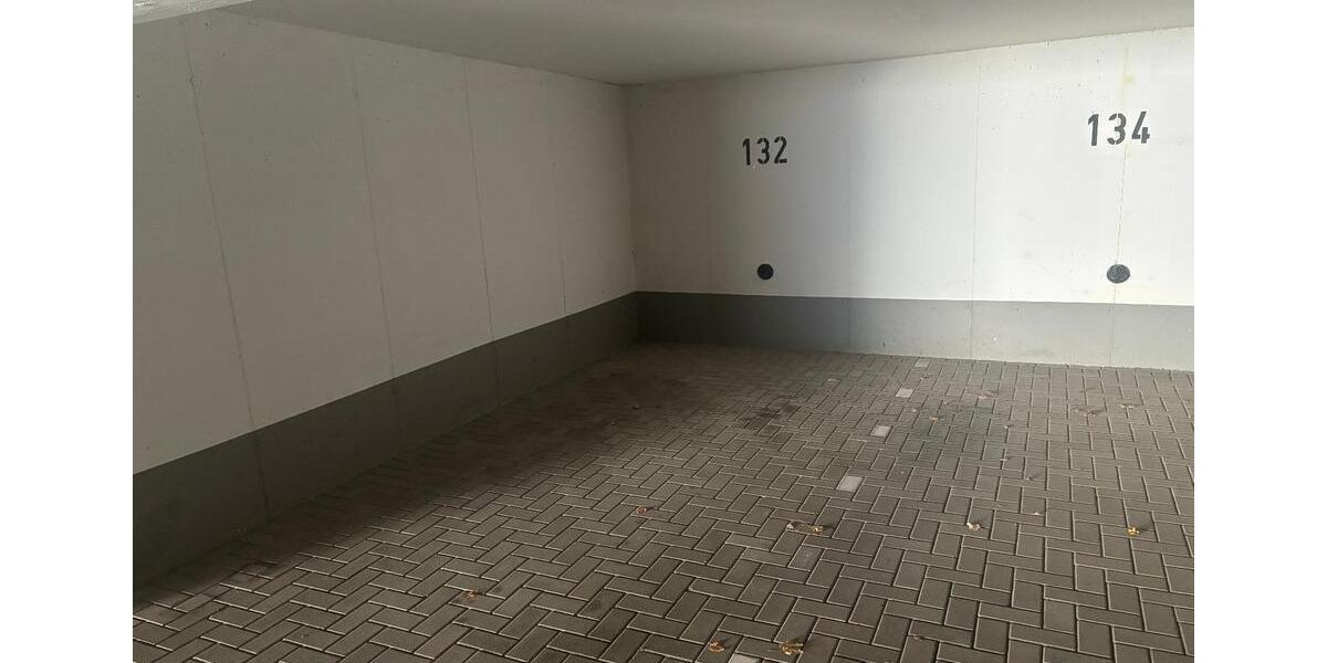 Garagen / Stellplätze Bonn Friesdorf - 90&euro; | Angebot:24531628