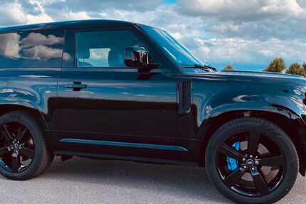 Land Rover Defender 7.720 km 139.900 &euro; Köln 50858