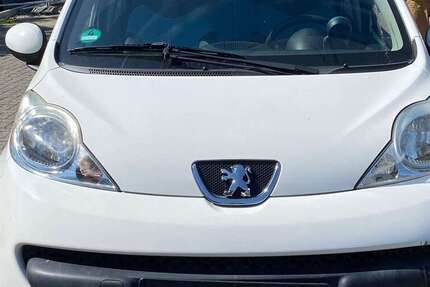 Peugeot 107 180.000 km 2.500 € Sankt Augustin 53757