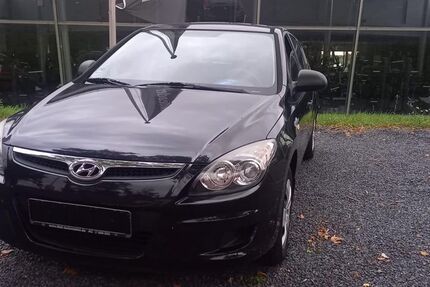 Hyundai i30 198.000 km 1.200 € Köln 51105