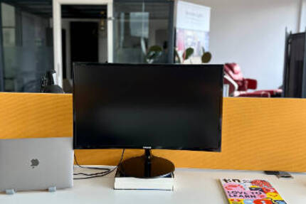 Eigener oder flexibler Arbeitsplatz im Zentrum von Hennef - All-in-Miete